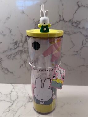 NWT Miffy x Starbucks 24oz tumbler with straw topper